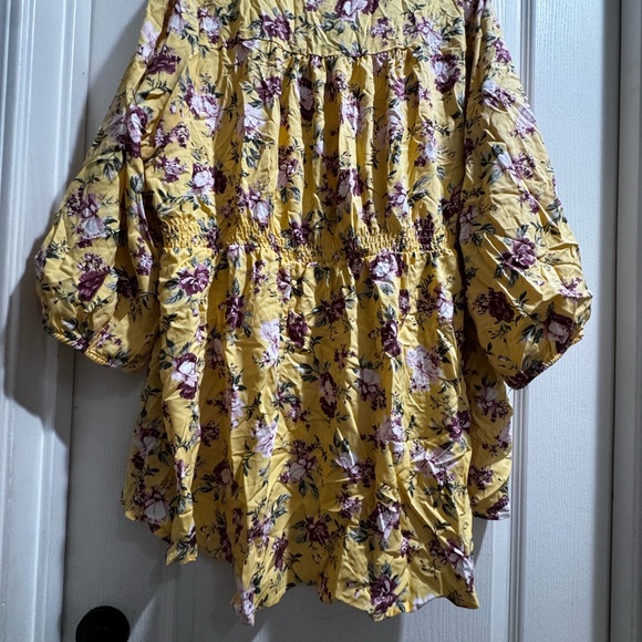 Torrid Yellow Floral Blouse - Picture 2 of 3